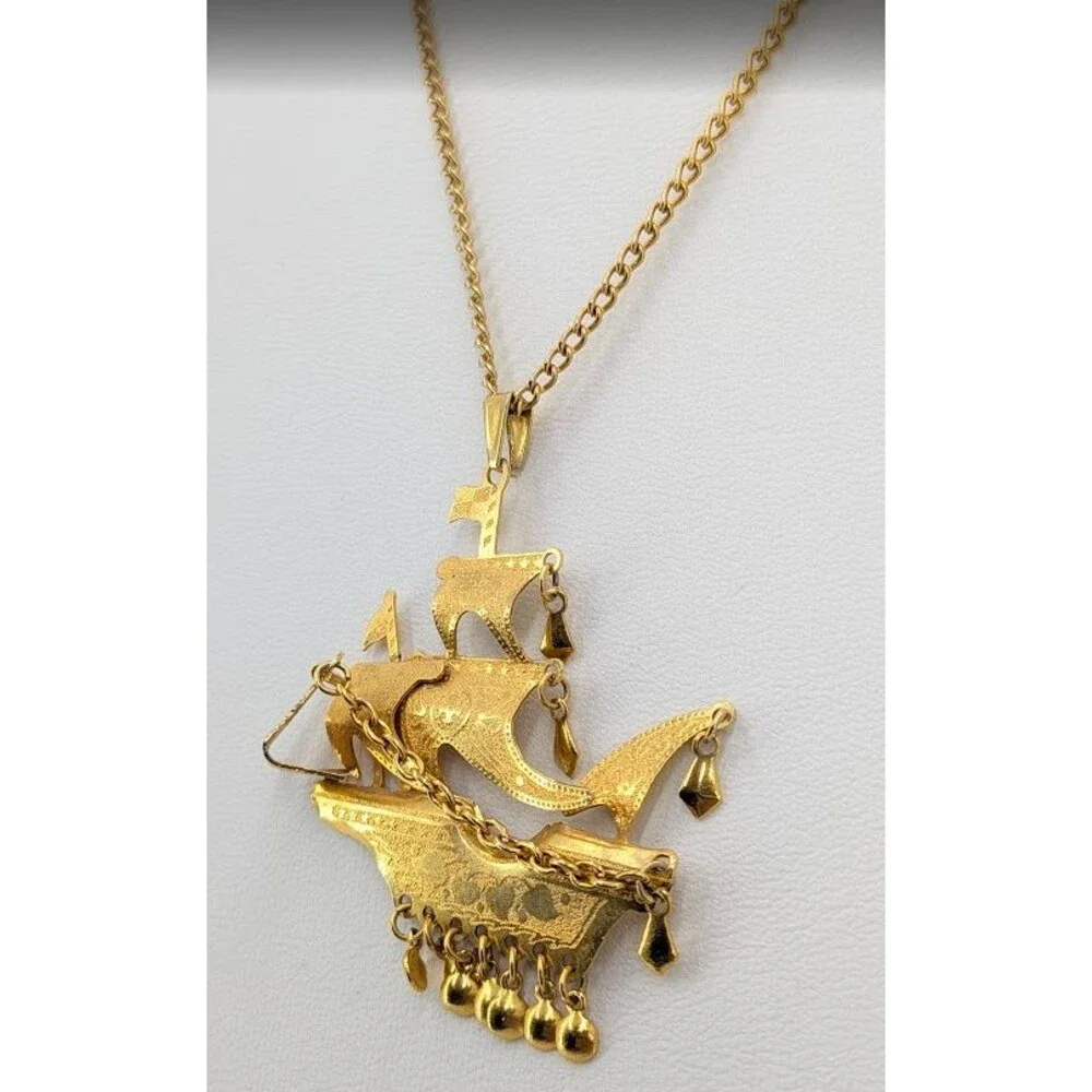Pirate Ship Pendant Necklace Gold Tone Spanish Galleon Nautical 24 inch  Dangle